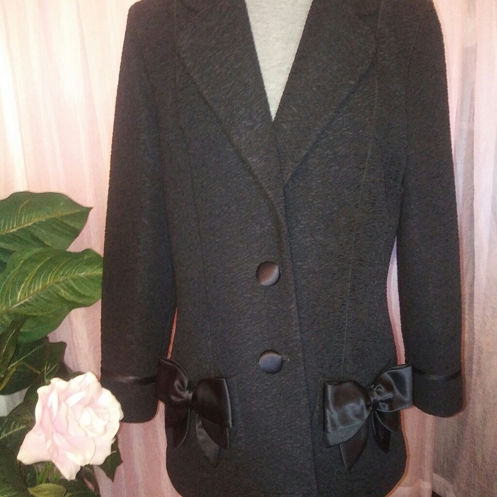 Pretty Black Feminine Jacket w/ Bows
